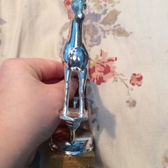 Statue - Picture 3 of 3